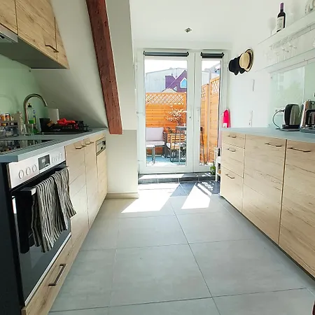 Altstadt-apartment Mit Terrasse Und Homeoffice-arbeitsplatz